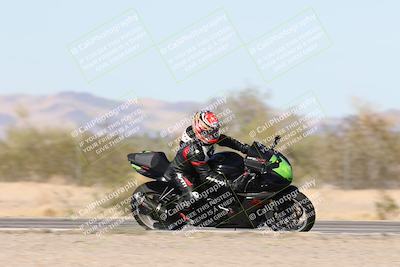 media/Dec-01-2025-Moto Forza (Mon) [[2daa91e15f]]/2-Intermediate Group/Session 3 (Turn 7 Inside Pans)/